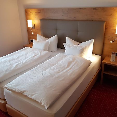 Auszeit Am Park Hotel บาดเดือร์คไฮม์ ภายนอก รูปภาพ