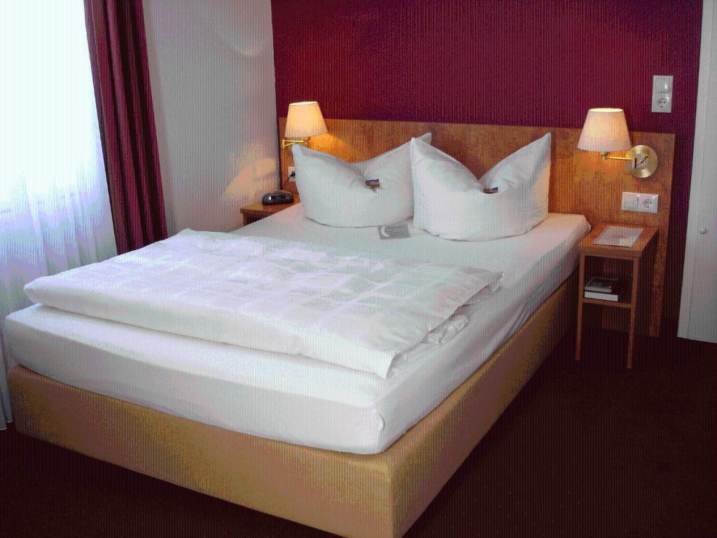 Auszeit Am Park Hotel บาดเดือร์คไฮม์ ภายนอก รูปภาพ